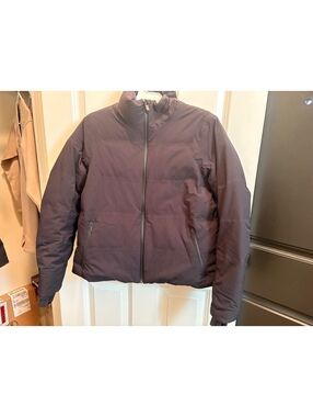 Lululemon Black Nylon Goose Down Puffer Jacket Cozy Athleisure Size 6